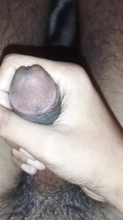 Horny guy masturbating and playing with his dick for horny girls