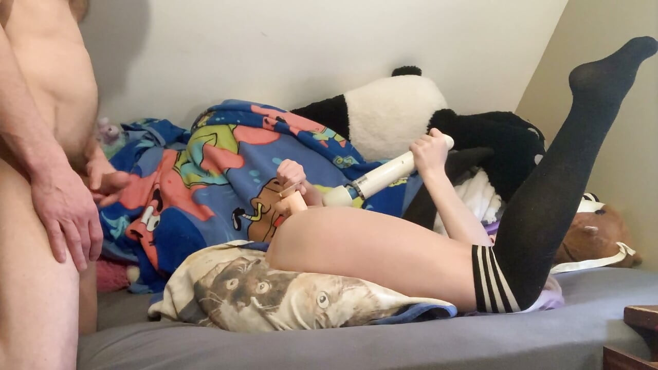 Hamaari pahli porno vidiyo men se ek jab vo abhi-abhi kaanooni umr ki huee thi