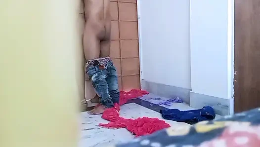 On the Day of Holi, I Changed the Color of the Pussy of the Neighbor Bhabhi with Color