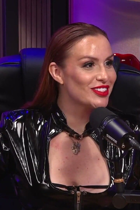 Pelirroja Caliente Dominatrix Maisa Pravo Y La Cultura BDSM