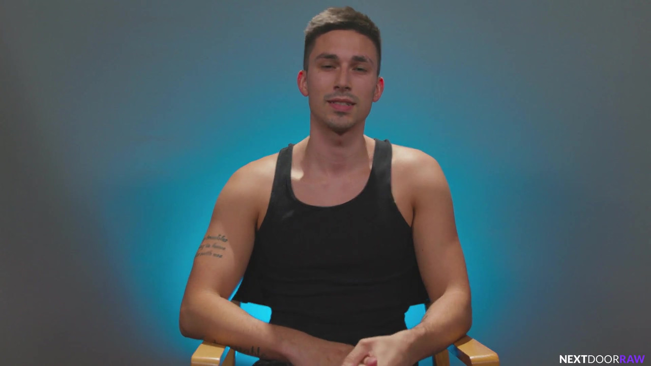 华丽的twnk性感翻转乱搞现实生活中的tatted BF大屁股