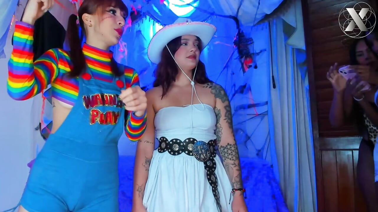 Saya menghisap vagina kawan baik saya