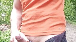 Pure provocation. I show strangers my bulge in my pants and publicly jerk off my big cock to the huge cumshot