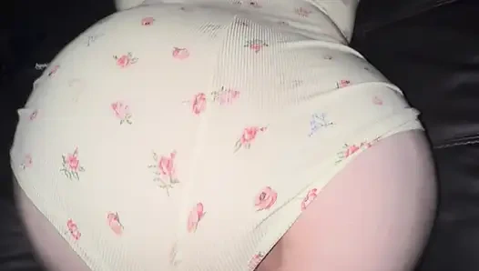 Как я показываю, что я сожалею свою фигуристую мясистую жену