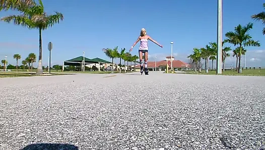 Lee stone lagi asik ngentot memek sempit gadis remaja