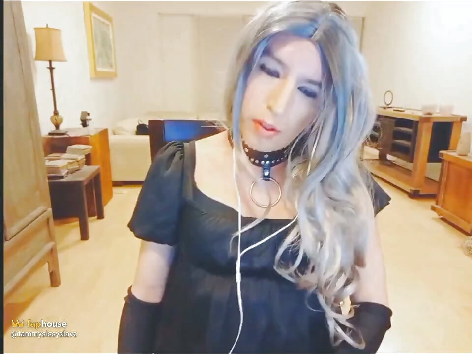 Naughty Sissy Crossdresser Webcam Show: Sexy Outfits & Dirty Male Fantasies