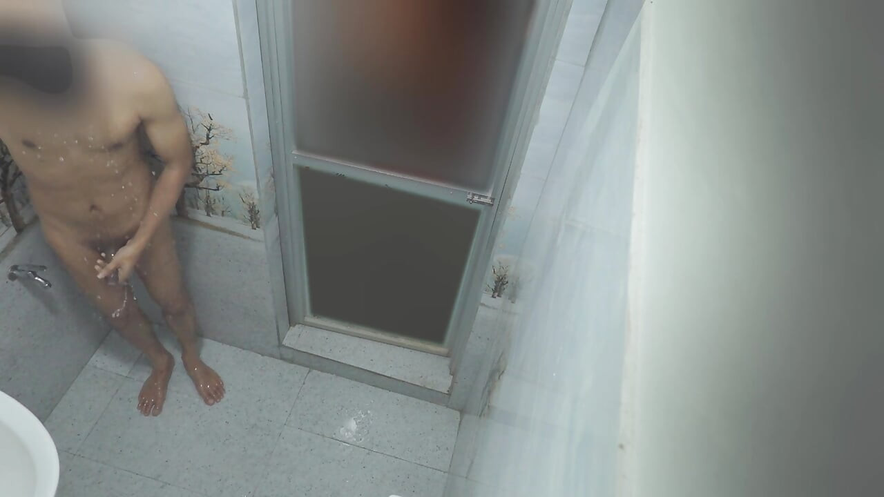デジの大きな料理人が入浴