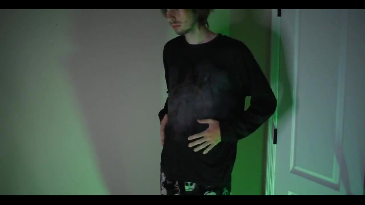 Belly Twink Masturbation