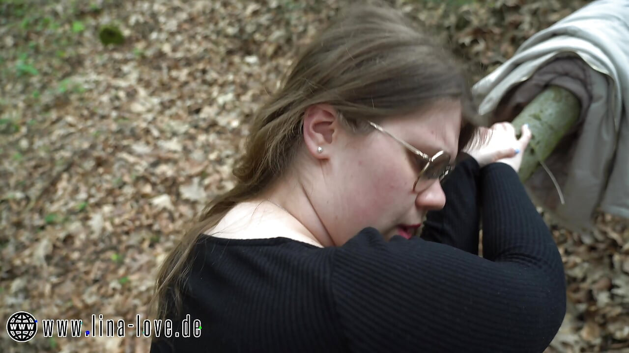 Sexy big ass wife needs a fuck and gets creampied by thick dick stranger outdoors in the woods