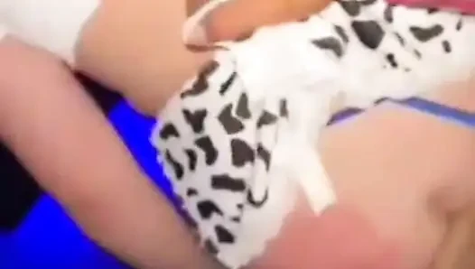 En iyi arkadaşımın karıma anal seks yapmasına izin verdim