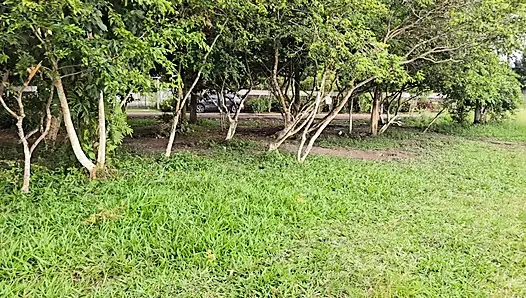 Auf der suche nach freunden, transparente shorts