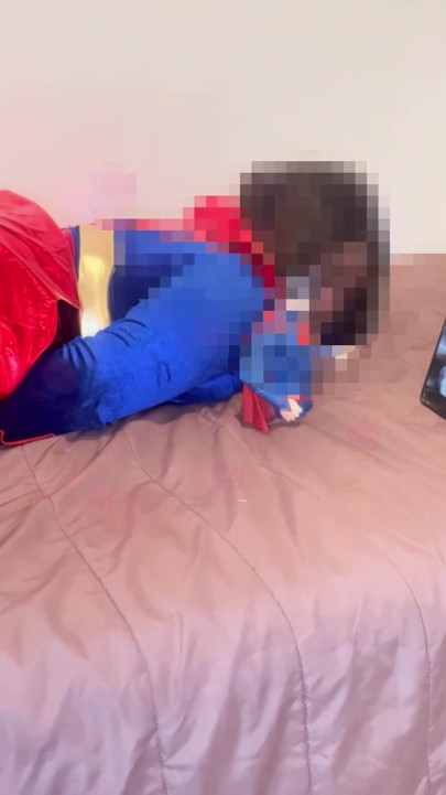 SUPERWOMAN & Superman Like Watching Humping Videos! | Clip 1