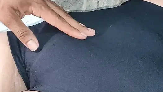 Adik tiriku minta memek sempitku dientot habis-habisan sama smen di video bocor india.