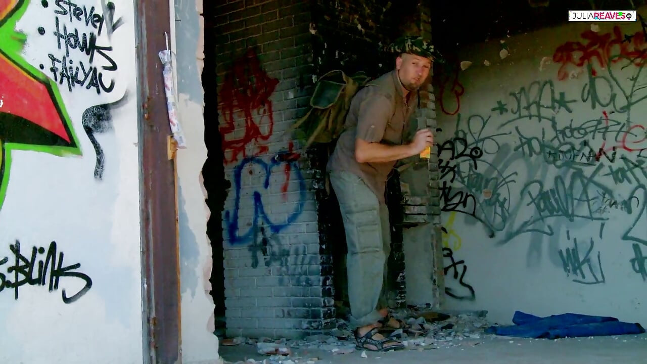 Порно скаут трахает 40-летнюю милфу