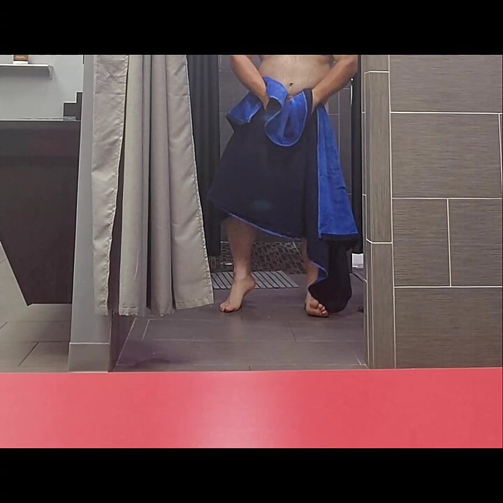 Uhvaćen u teretani, pod tušem i u svlačionici