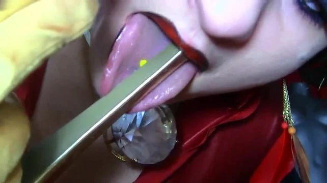 heel lick