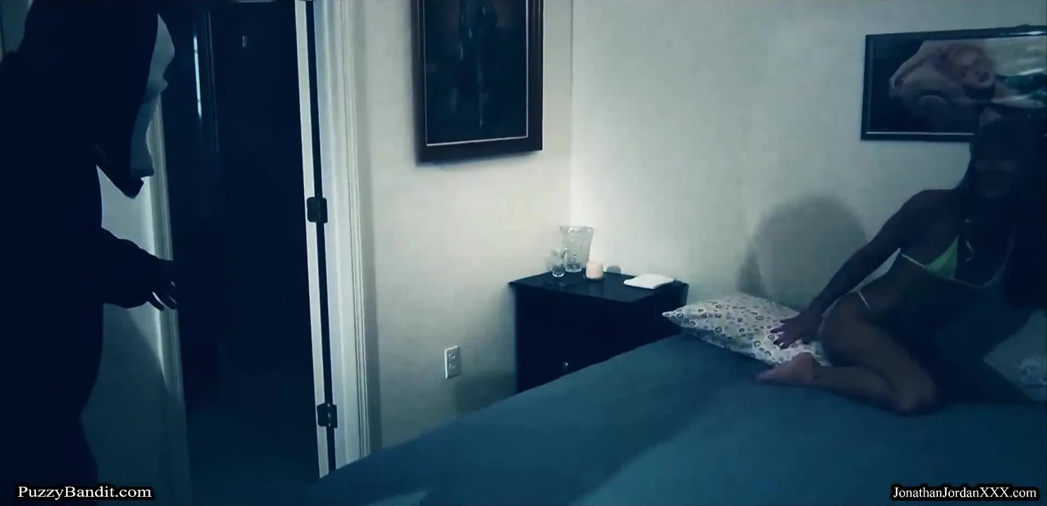 Scream for Dick Leilani Lei