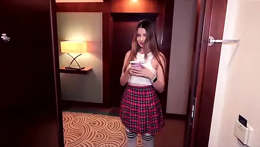 Horny Teen Made Me Creampie Her Pussy