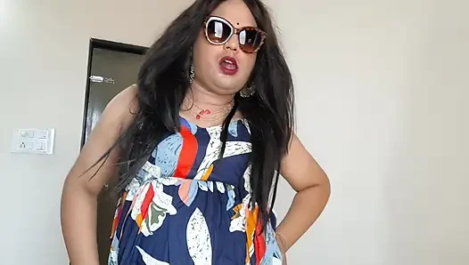 Hot Summer Girl Sweaty Bitch on Beach