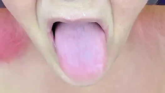 Лесбийский экшн с тунгами - их удовлетворение