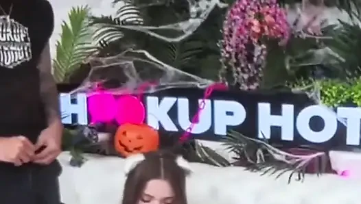Esmer juniper ren Nade Nasty'nin sert seksine bağımlı!