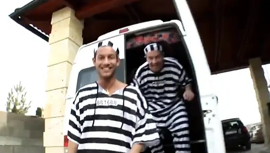 Kyra si cewek super hot dientot habis-habisan di mana-mana