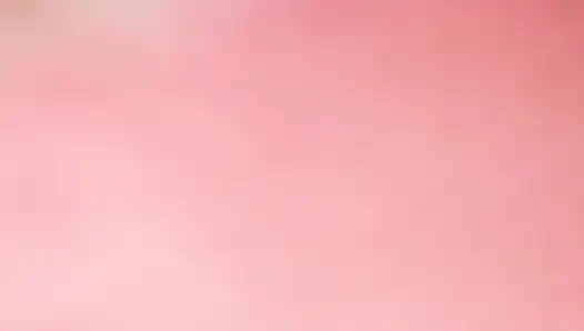 Dia mengambil dua dildo besar