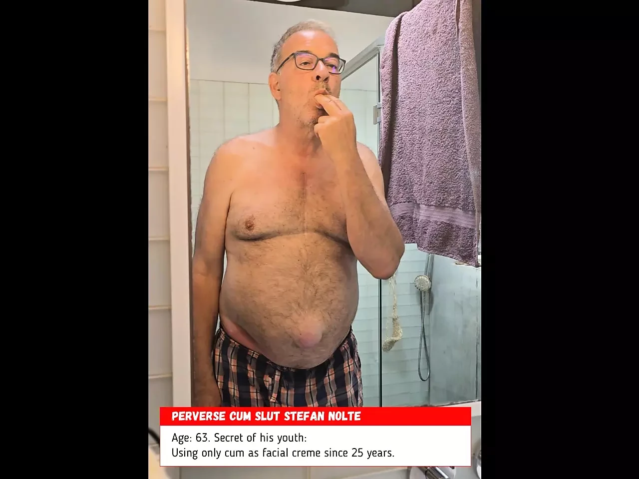 La salope Stefan Nolte se prépare pour une importante rencontre client