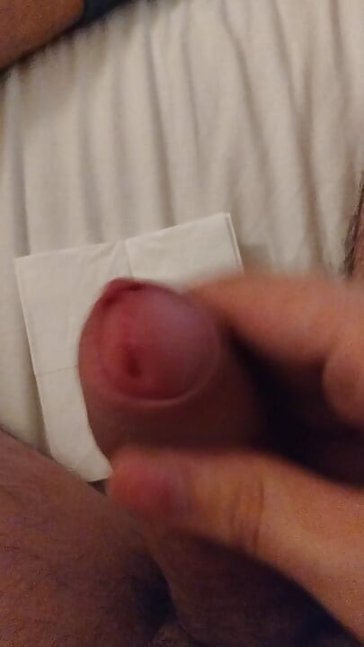 I'm filing myself masturbating for the first time