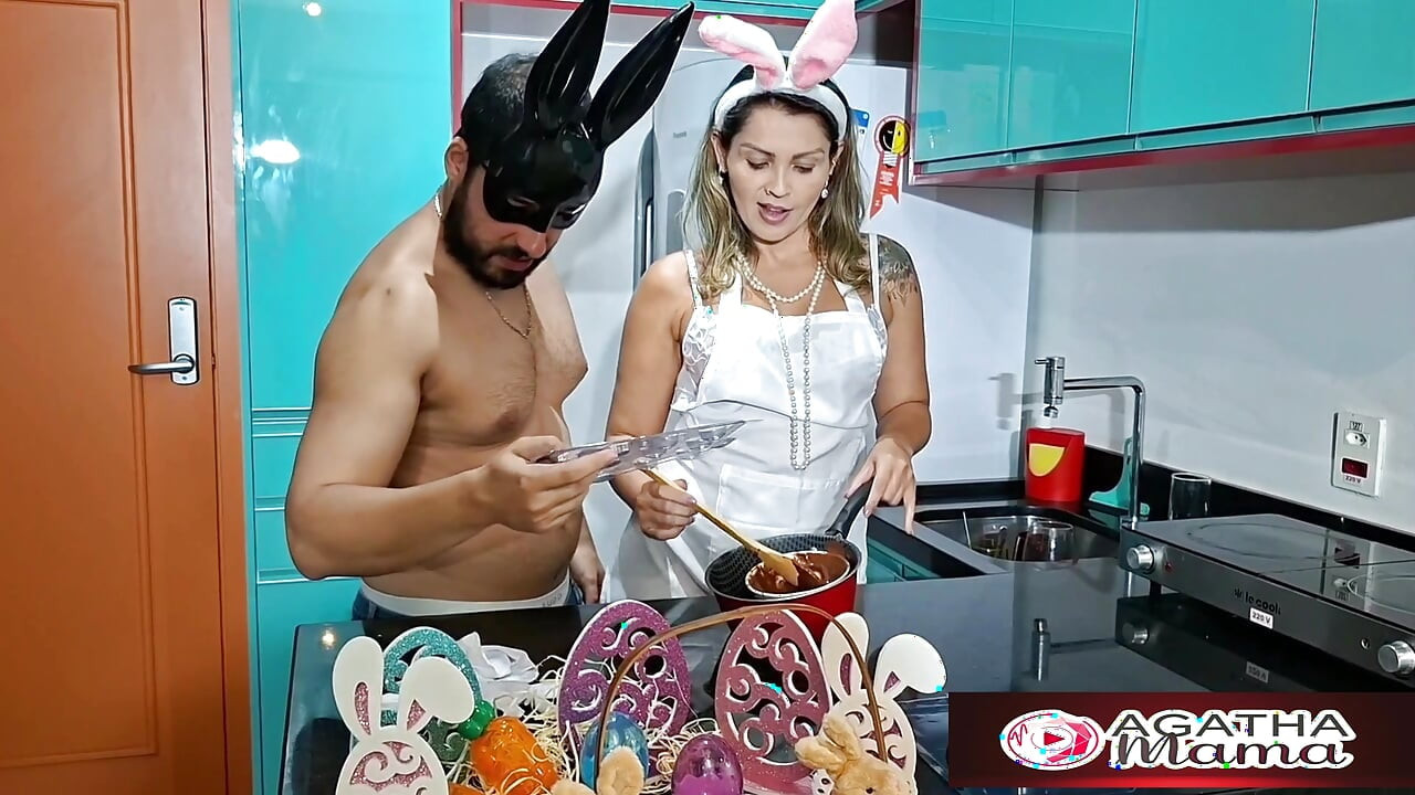 Agatha Mama in: Special Easter with Agatha! Saya dapat telur paskah dan dia dapat blowjob dan pepek