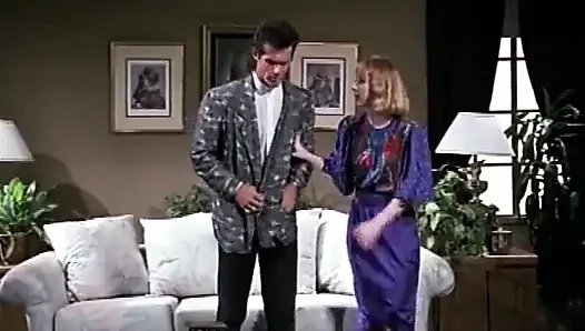 Moana Pozzi in L'INSAZIABILE VIZIOSA scene 04