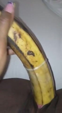 j.adore la banana