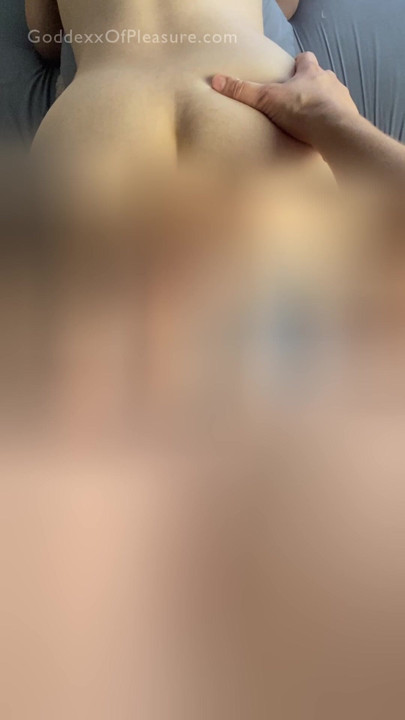 Come hop on my giant cock. I’m gonna make it feel so good you'll be begging for every inch. Want to watch the rest? Link in bio!