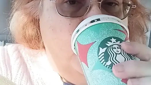 Pembe kazak ve star bucks nefis