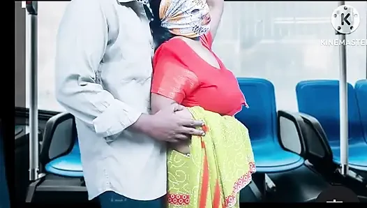 Sex in der Öffentlichkeit in einem Bus mit Passagier - Tamil audio mit stöhnen