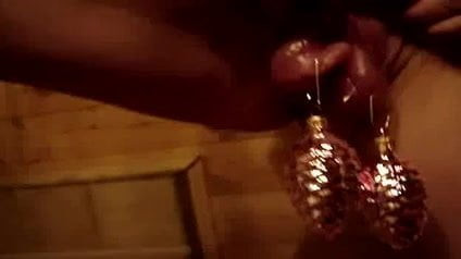Merry Xmas pierced, pumped pussy by lorbas