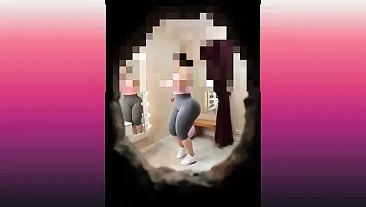 Do you like what you see, darling?