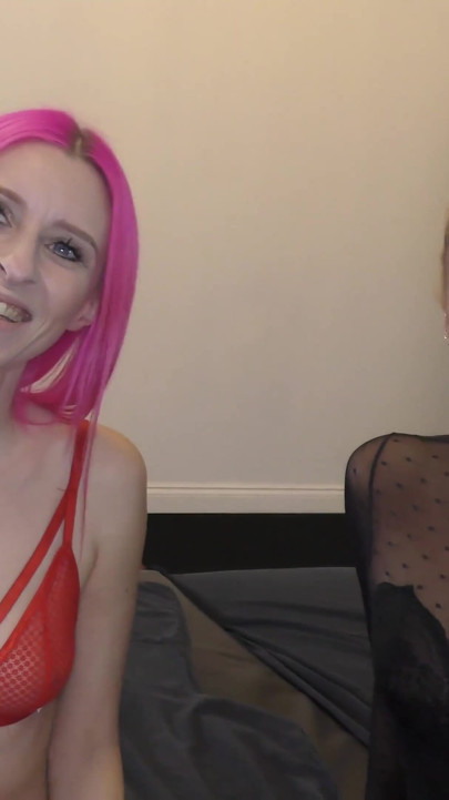 Seks gangbang bareng roxy lace dan gadis baru evie