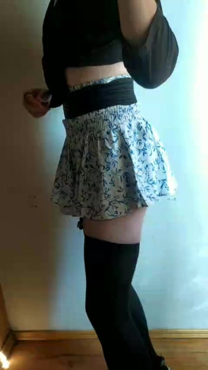 Sissy learning to seduce