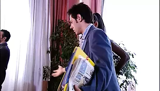 Alla Segretaria piace il Cazzo - The secretary likes cock