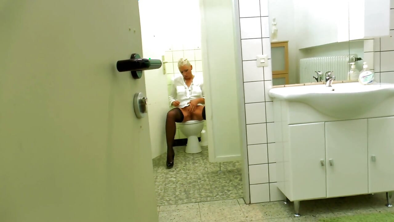 Secretarele excitate se fut în birou cu colegii - compilație
