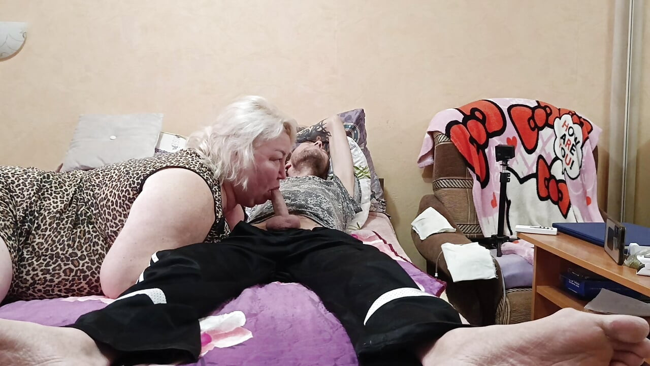 Unexpected deep blowjob from stepmom with cum in mouth and swallowing