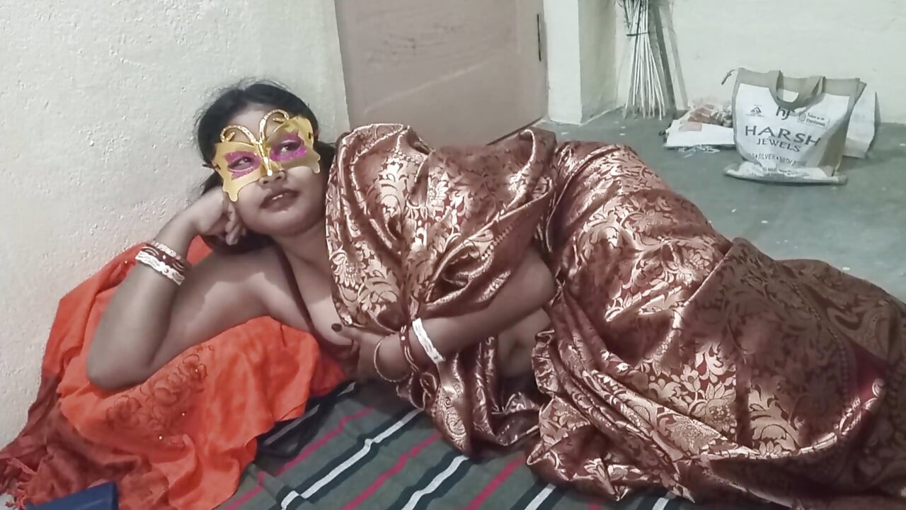 Marido e esposa em vídeos sensuais com dshi