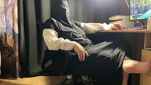 Marokkanische MILF spreizte ihre beine und erhielt heißes sperma in ihre muschi