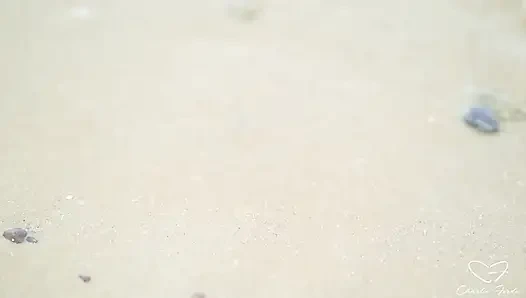 Shoreside menampilkan Charlie Forde, Logan Stapleton