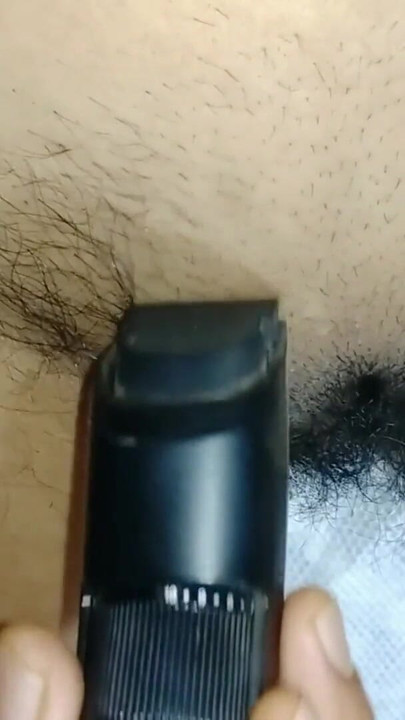 Muss teilen moment von "Devar trimmen von bhabhi muschi haar teil2"