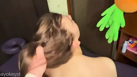 She came for a massage, and bumped her ass into the thick cock of a lustful masseur