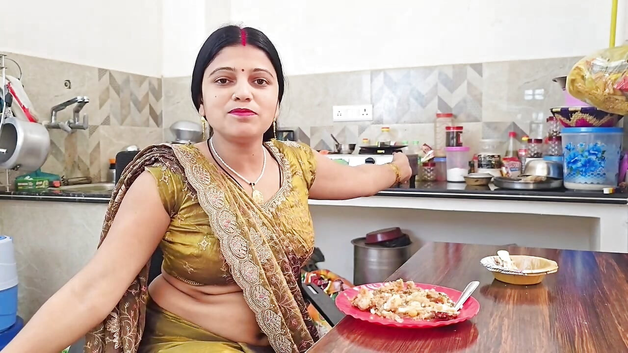 MIN Hot Bhabhi fanget meg da jeg onanerte fullt på rommet mitt