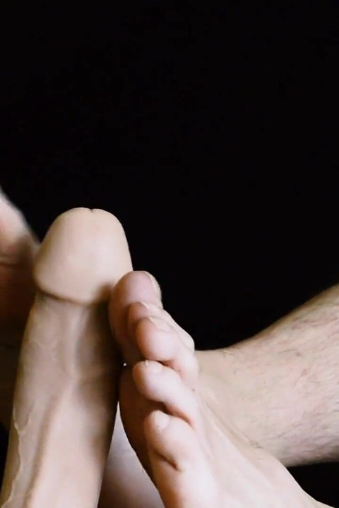 Hot Foot Job with Dirty Talk