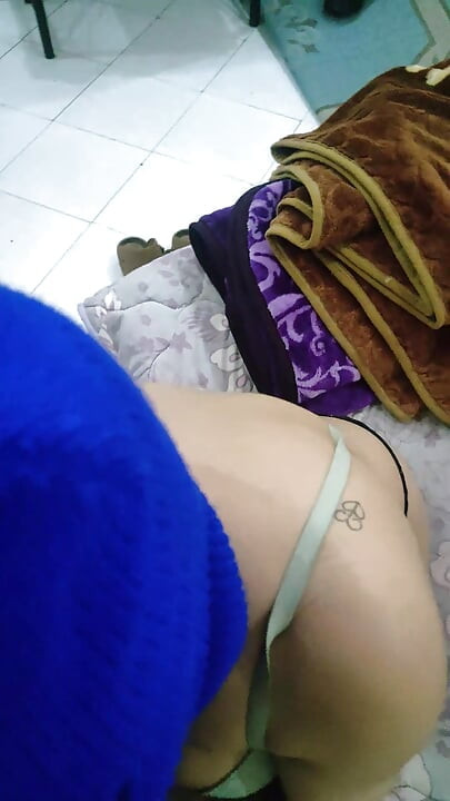 Arabic porn movie Moroccan whore came to me a mall or I didn't find a place to sleep or he is protecting me